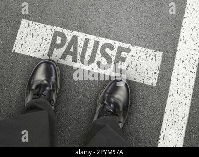 PAUSE (allemand) (pause en anglais) Banque D'Images