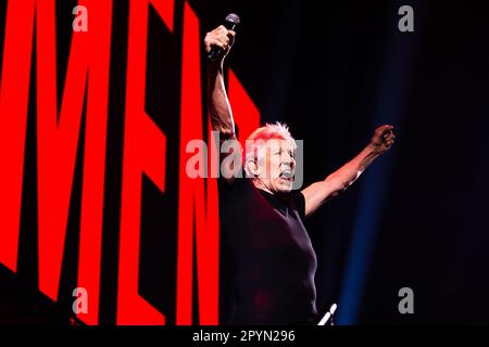 Roger Waters se produit en direct au Forum de Mediolanum à Milan, en Italie, sur 28 mars 2023 Banque D'Images