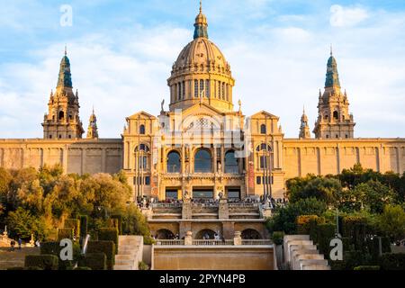 Barcelone, Espagne - 25 mars 2023 : vue détaillée du Musée national d'Art de Catalogne Banque D'Images