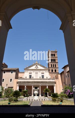 Basilique Santa Cecilia in Trastevere, Trastevere, Rome, Italie Banque D'Images