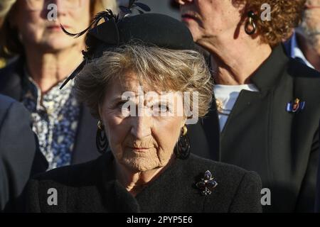 RHENEN - 04/05/2023, Altesse Royale la princesse Margriet, le professeur Pieter van Vollenhoven et son Altesse le prince Pieter-Christiaan pendant la Journée nationale de commémoration militaire à l'Ereveld militaire de Grebbeberg. ANP VINCENT JANNINK pays-bas sortie - belgique sortie Banque D'Images