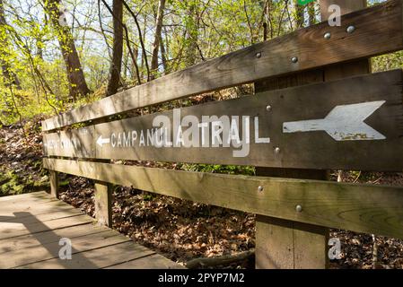 Panneau Trail au Starved Rock State Park, Illinois, États-Unis. Banque D'Images