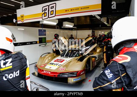 Hertz Team Jota (#38), Antonio Felix da Costa (P), will Stevens (UK), Yifei Ye (CHN) Banque D'Images