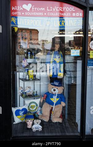 Vitrine de saut patriotique célébrant le couronnement de Charles III Banque D'Images