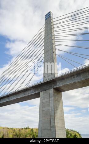 Penobscot Narrows Bridge, pont sur l'île de Vérone, Maine Banque D'Images