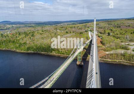 Penobscot Narrows Bridge, pont sur l'île de Vérone, Maine Banque D'Images