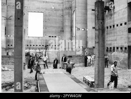 'Potsdam Theaterneubau de la commande intérieure de démolition GDR Alter Markt 17.09.1991 ''répétitions pour la performance d'eibne '' ce qui me vient à l'esprit quand je dis l'Allemagne'' photo: MAZ/Bernd Gartenschläger [traduction automatique]' Banque D'Images