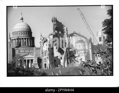 Potsdam théâtre démolition CHAUD Alter Markt GDR nouveau bâtiment retournant 1992? Photo: MAZ/Christel Köster [traduction automatique] Banque D'Images