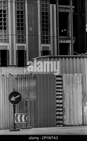 GDR, Berlin, 18.03.1989, chantier Friedrichstraße, [traduction automatique] Banque D'Images