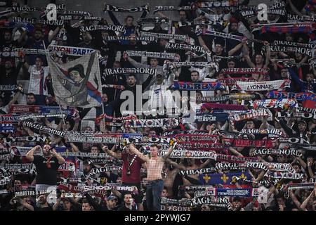 Supporters de Lyon lors du championnat de France Ligue 1, match de football entre l'Olympique Lyonnais et Paris Saint-Germain sur 18 septembre 2022 au Stade Groupama à Decines-Charpieu près de Lyon, France - photo Matthieu Mirville / DPPI Banque D'Images