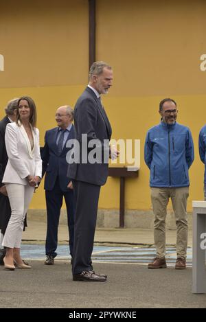 Lugo, Espagne. 5th mai 2023. Le roi Felipe VI d'Espagne, assiste à l'auditorium municipal de Lugo pour le gala de TalentoLugo où il participe à la visite des projets scientifiques et technologiques et où le gagnant de la science et de la technologie est nommé. Credit: Xan Gasalla / Alamy Live News Banque D'Images