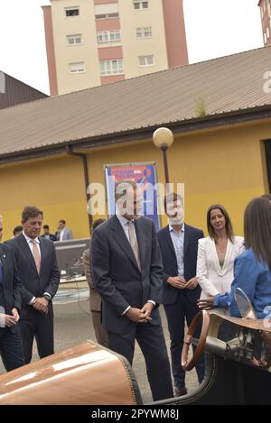 Lugo, Espagne. 5th mai 2023. Le roi Felipe VI d'Espagne, assiste à l'auditorium municipal de Lugo pour le gala de TalentoLugo où il participe à la visite des projets scientifiques et technologiques et où le gagnant de la science et de la technologie est nommé. Credit: Xan Gasalla / Alamy Live News Banque D'Images