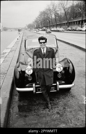 France. Paris. Décembre 1962. Le couturier allemand Karl Lagerfeld en tant que directeur artistique de la Maison Jean Patou. P-GE-LAG-515 Copyright: Max Scheler/SZ photo. Banque D'Images