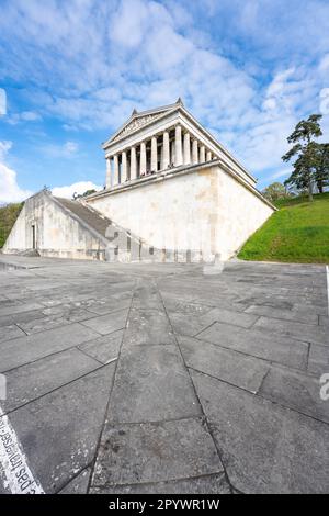 Bâtiment historique de Valhalla au printemps, Ratisbonne, Bavière, Allemagne Banque D'Images