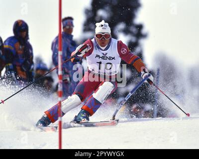 SKI ALPIN SAISON 92/93 Championnats du monde 1993 Morioka Shizukuishi Slalom hommes 13.02.1993 Marc GIRADELLI (lux) xxNOxMODELxRELEASExx [traduction automatique]- AUTRICHE OUT Banque D'Images