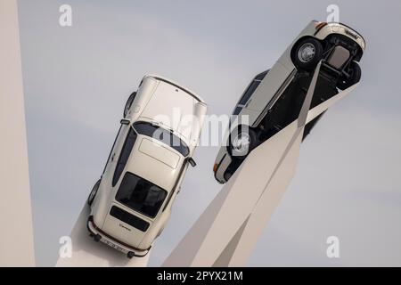 Sculpture inspiration 911, artiste Gerry Judah, Musée Porsche, Stuttgart-Zuffenhausen, Stuttgart, Bade-Wurtemberg, Allemagne Banque D'Images