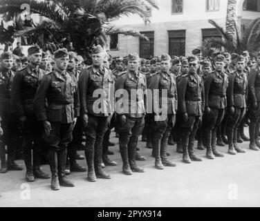 Des troupes des Korps allemands d'Afrika sont en ligne à Tripoli. Photo: Borchert [traduction automatique] Banque D'Images