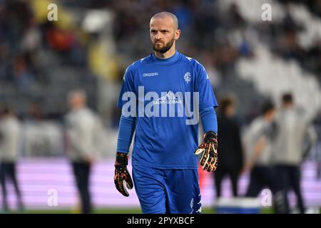 Empoli, Italie. 04 mai 2023, Samir Ujkani (Empoli) pendant le match italien 'erie A' entre Empoli 3-1 Bologne au stade Carlo Castellani sur 04 mai 2023 à Empoli, Italie. Credit: Maurizio Borsari/AFLO/Alay Live News Banque D'Images