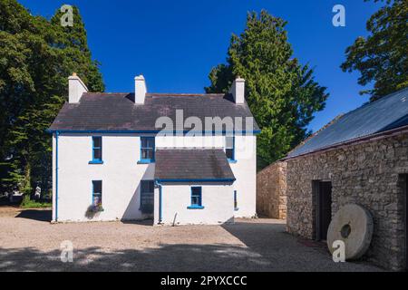 Irlande, Comté de Sligo, Riverstown, Sligo Folk Park, Millview House qui a été construit dans les années 1850. Banque D'Images