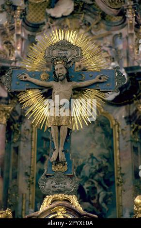 Le monastère bénédictin dédié à la Sainte Trinité de Guenztal est probablement le plus magnifique complexe de monastère de la haute-Allemagne. Fondée au 8th siècle, elle a reçu son apparence baroque actuelle au 18th siècle, en particulier par Johann Michael Fischer (achevée en 1766). Un crucifix roman tardif du 12th siècle a été placé sur l'autel de la Sainte Croix sous le croisement. (photo non datée) Banque D'Images