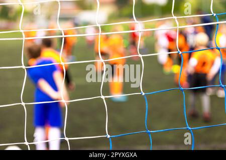 Gros plan sur le filet de football. Gros plan sur les nœuds de football Banque D'Images