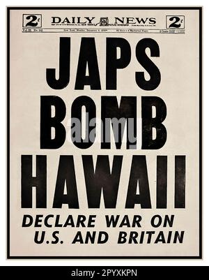 JAPS BOMB HAWAII 8 décembre titre du journal. PEARL HARBOR 7 décembre 1941 des bombes ont plu sur Pearl Harbor et Manille dans un assaut soudain. Les manchettes du journal qui ont fait entrer l'Amérique dans la seconde Guerre mondiale L'attaque de Pearl Harbor était une frappe militaire surprise du service aérien de la marine impériale japonaise contre les États-Unis contre la base navale américaine de Pearl Harbor à Honolulu, Hawaï, juste avant 8h00 (heure locale) le dimanche 7 décembre 1941. Banque D'Images