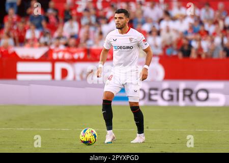 Séville, Espagne. 04th mai 2023. Karim Rekik (4) du FC Sevilla vu pendant le match LaLiga Santander entre le FC Sevilla et Espanyol à l'Estadio Ramon Sanchez Pizjuan à Séville. (Crédit photo : Gonzales photo/Alamy Live News Banque D'Images