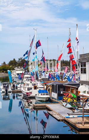 Journée colorée y a la Marina de Sidney en Colombie-Britannique Canada Banque D'Images