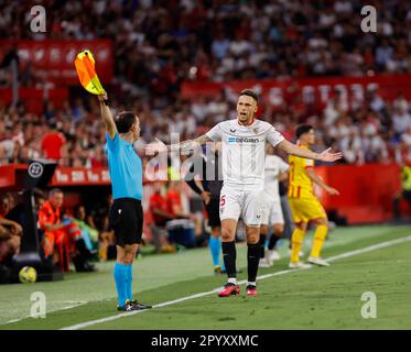 Séville, Espagne. 03rd mai 2023. Séville, Espagne 3 mai 2023 L.Ocampos(5 Sevilla) regarde pendant le match du jour numéro 32 de la ligue Santander entre Sevilla FC et Gérone au stade Sanchez Pizjuan (Lorena Martin/SPP) Credit: SPP Sport Press photo. /Alamy Live News Banque D'Images