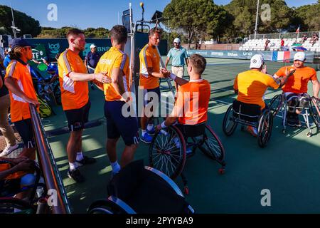 Vilamoura, Portugal, 05th mai 2023. Maikel Scheffers, joueur de tennis en fauteuil roulant, et Ruben Spaargaren, des pays-Bas, lors de la coupe de l'équipe mondiale en fauteuil roulant 2023 à l'Académie de tennis de Vilamoura. Photo: Frank Molter Banque D'Images