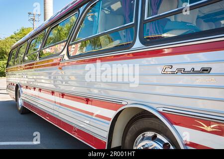 Véhicule Caio Gaivota Mercedes-Benz O-326 (1975) exposé au bus Brasil Fest (BBF 2022), tenu dans la ville de Barueri. Banque D'Images