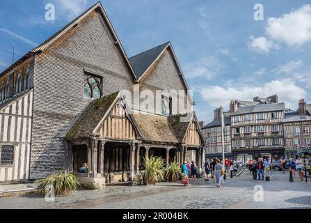 Eglise de Sainte Catherine Honfleur, la plus grande église en bois de France, le clocher séparé du bâtiment principal, Calvados degum Banque D'Images