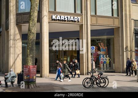 Galeria Karstadt, Mönckebergstraße, Innenstadt, Hambourg, Allemagne Banque D'Images