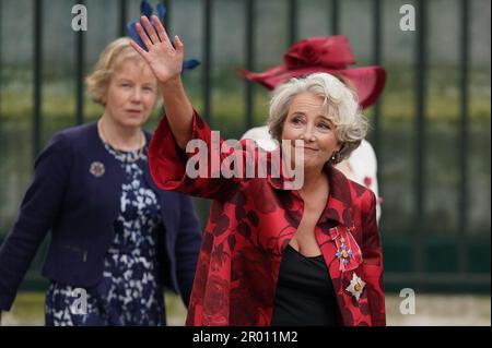 Dame Emma Thompson arrivée à l'abbaye de Westminster, Londres, devant le couronnement du roi Charles III et de la reine Camilla samedi. Date de la photo: Samedi 6 mai 2023. Banque D'Images