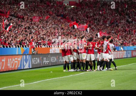 Saitama. 6th mai 2023. Les joueurs des Reds d'Urawa célèbrent après la finale 2nd jambe de la Ligue des champions de l'AFC 2022 contre Al Hilal au stade Saitama 2002 à Saitama, Japon sur 6 mai 2023. Credit: Zhang Xiaoyu/Xinhua/Alay Live News Banque D'Images