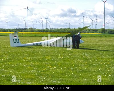 Planeurs dans le club de voile Aero Club Grevenboich Neuss en Allemagne Banque D'Images