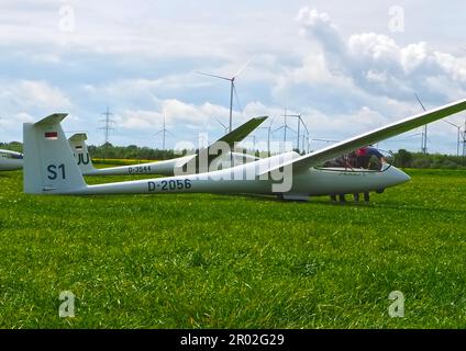 Planeurs dans le club de voile Aero Club Grevenboich Neuss en Allemagne Banque D'Images