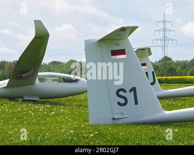 Planeurs dans le club de voile Aero Club Grevenboich Neuss en Allemagne Banque D'Images