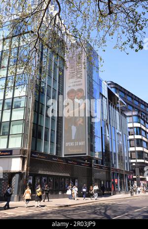 Le nouveau théâtre de Soho place, un plazza public nouvellement créé, où se trouvait autrefois le célèbre site Astoria, au large de Charing Cross Road, dans le centre de Londres, au Royaume-Uni Banque D'Images