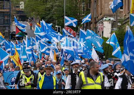 Glasgow, Écosse, Royaume-Uni. 06th mai 2023. « Tout sous une bannière », la marche de l'indépendance écossaise à Glasgow. Credit R.Gass/Alamy Live News Banque D'Images