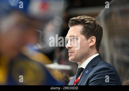 L'entraîneur de Suède Sam Hallam en action pendant le match de l'Euro Hockey Challenge la République Tchèque contre la Suède à Brno, République Tchèque, 6 mai 2023. (Photo CTK Banque D'Images