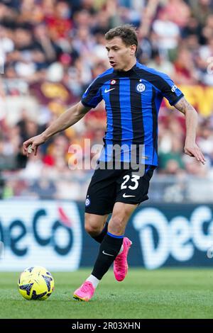 Rome, Italie. 06th mai 2023. Nicolo' Barella du FC Internazionale lors de la série Un match entre Roma et Inter Milan au Stadio Olimpico, Rome, Italie, le 6 mai 2023. Credit: Giuseppe Maffia/Alay Live News Banque D'Images