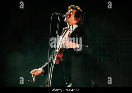 AMSTERDAM – le chanteur et guitariste Alex Turner du groupe rock Arctic Monkeys lors d'un concert au Ziggo Dome. La formation britannique donne deux représentations dans la salle de concert d'Amsterdam. ANP PAUL BERGEN pays-bas - belgique Banque D'Images