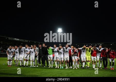 Roeselare, Belgique. 06th mai 2023. Les joueurs de Rwdm célèbrent après avoir remporté un match de football entre le Club NXT (Club Brugge U23) et le RWD Molenbeek, samedi 06 mai 2023 à Roeselare, le 9 (sur 10) des matchs de promotion de la 2022-2023 'Challenger Pro League' 1B deuxième division du championnat belge. PHOTO DE BELGA DAVID STOCKMAN crédit: Belga News Agency/Alay Live News Banque D'Images