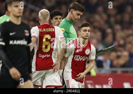 AMSTERDAM - (LR) Davy Klaassen d'Ajax, Francisco Conceicao d'Ajax lors du match de première ligue néerlandais entre Ajax Amsterdam et AZ Alkmaar à la Johan Cruijff Arena sur 6 mai 2023 à Amsterdam, pays-Bas. ANP MAURICE VAN STONE Banque D'Images