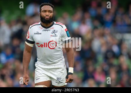 Dublin, Irlande. 06th mai 2023. Lukhanyo am des requins lors du match de rugby de troisième quart de finale entre le rugby à XV Leinster et les requins de la cellule C au stade Aviva de Dublin, Irlande sur 6 mai 2023 (photo par Andrew SURMA/ Credit: SIPA USA/Alay Live News Banque D'Images