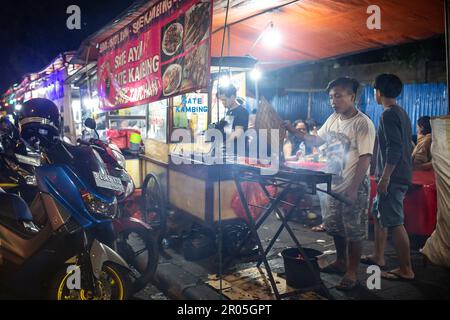 Djakarta, Indonésie - 29 avril: Les gens dans les rues de Djakarta, Indonésie. Banque D'Images