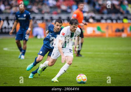 Moenchengladbach, Allemagne. 06th mai 2023. Jonas Hofmann (BMG), Anthony Losilla (Bochum) Borussia Mönchengladbach - VfL Bochum 06.05.2023 Copyright Banque D'Images