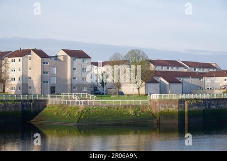 Les maisons de conseil dans les pauvres avec des populations élevées et de nombreuses questions de bien-être social Banque D'Images