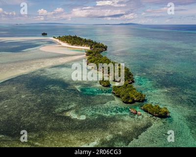 Île Nukus à East Seram, province de Maluku, Indonésie Banque D'Images